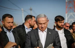 نتنياهو يعقد اجتماعا طارئا حول رد إسرائيل على “هجوم حماس” نتنياهو يعقد اجتماعا طارئا حول رد إسرائيل على “هجوم حماس”